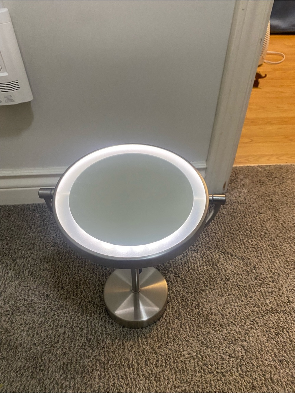 Stainless Steel Round Vanity Mirror in Silver - Picture 6 of 7